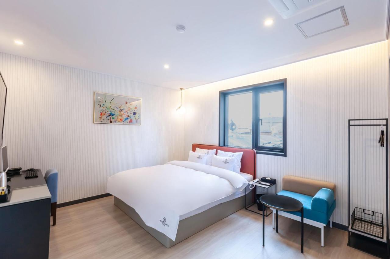 Browndot Hotel Sasang Renecite Busan Exteriör bild