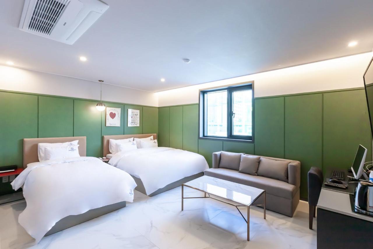 Browndot Hotel Sasang Renecite Busan Exteriör bild