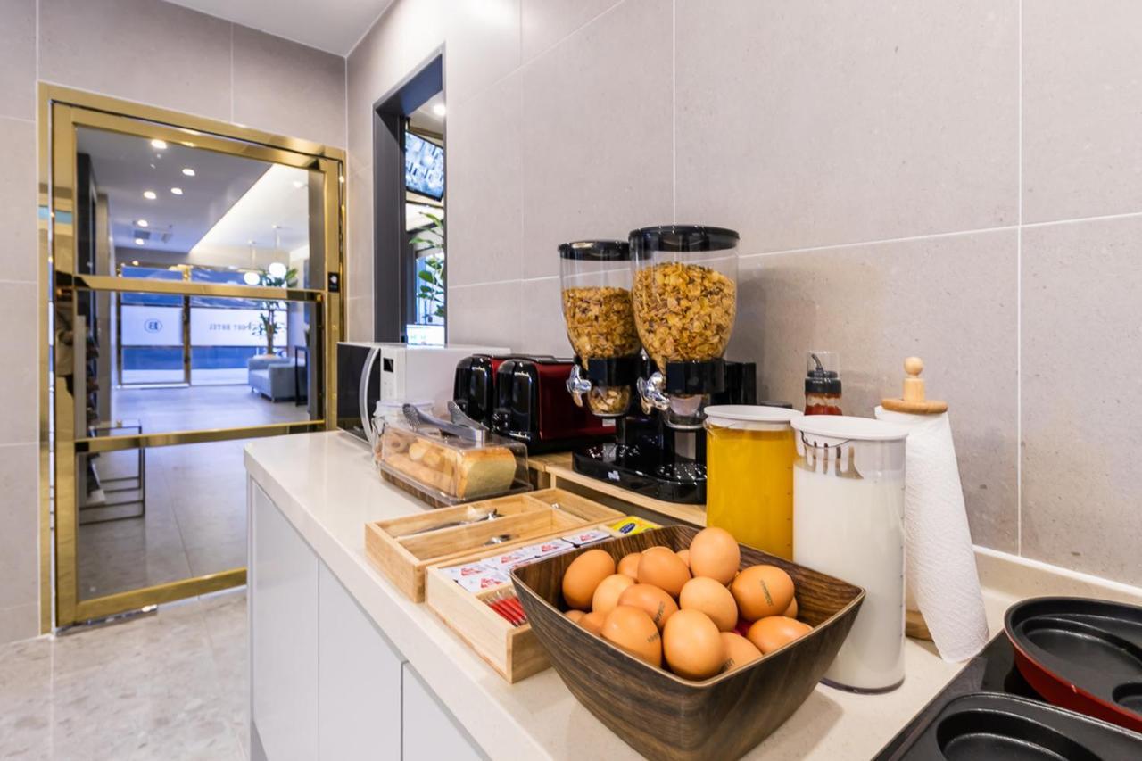 Browndot Hotel Sasang Renecite Busan Exteriör bild