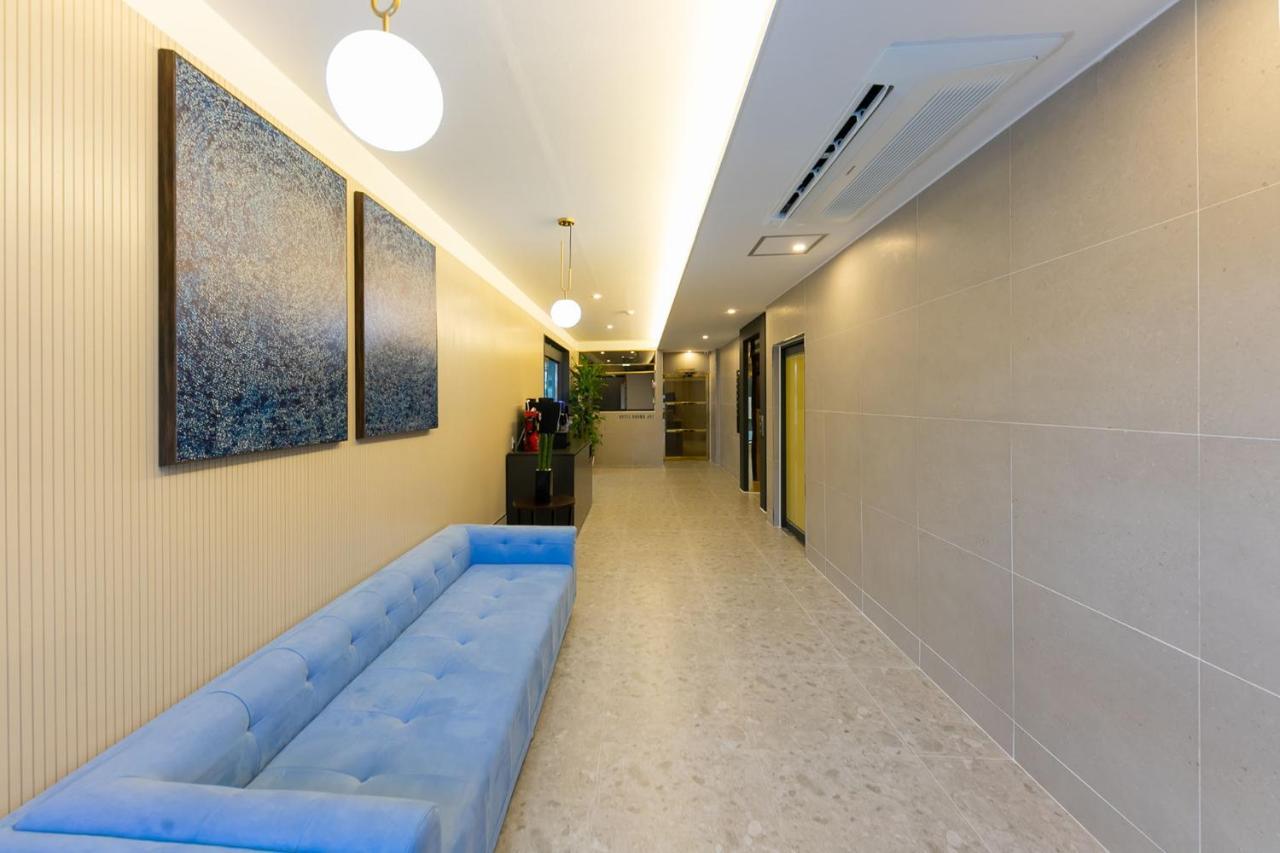 Browndot Hotel Sasang Renecite Busan Exteriör bild